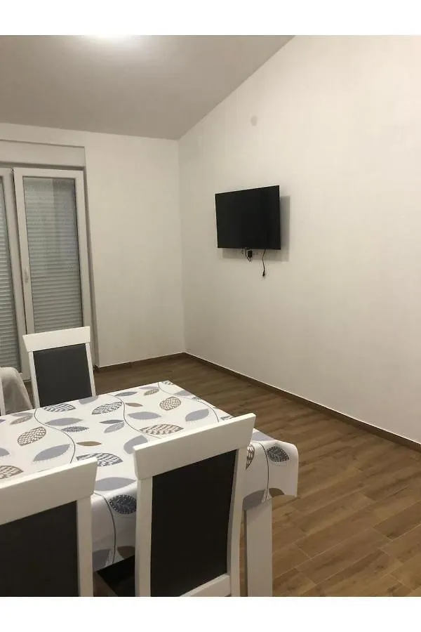 Beach Front Paradise Apartment Sukosan